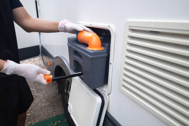 Best Portable toilet rental cost  in Bell Nyon, CA